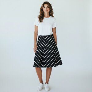 White House Black Market Midi Skirt A-Line  Flare Size 00
